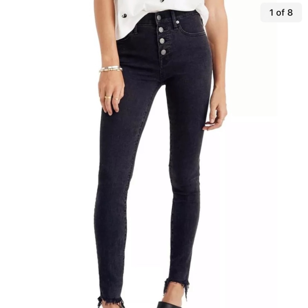 Madewell black 9” rise raw hem skinny jeans (size 28)